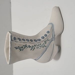 Vintage‎ Victorian Decorative Bootie Matte